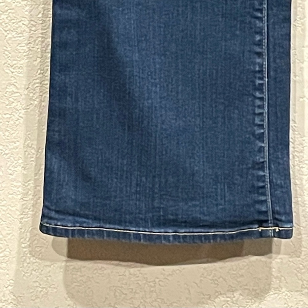 Vintage Eddie Bauer Women's Medium Washed Jeans - Picture 4 of 5